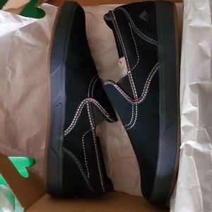 Emerica wino slip on cupsole. Size 8.